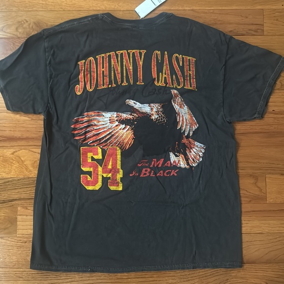 Johnny Cash graphic tee, size L never worn - Picture 2 of 2